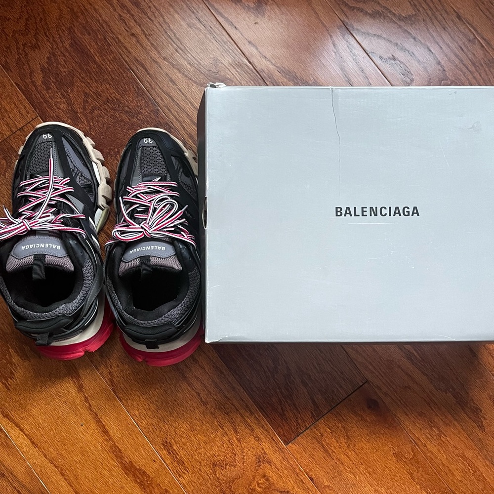 Balenciaga Track Sneakers - Picture 7 of 8